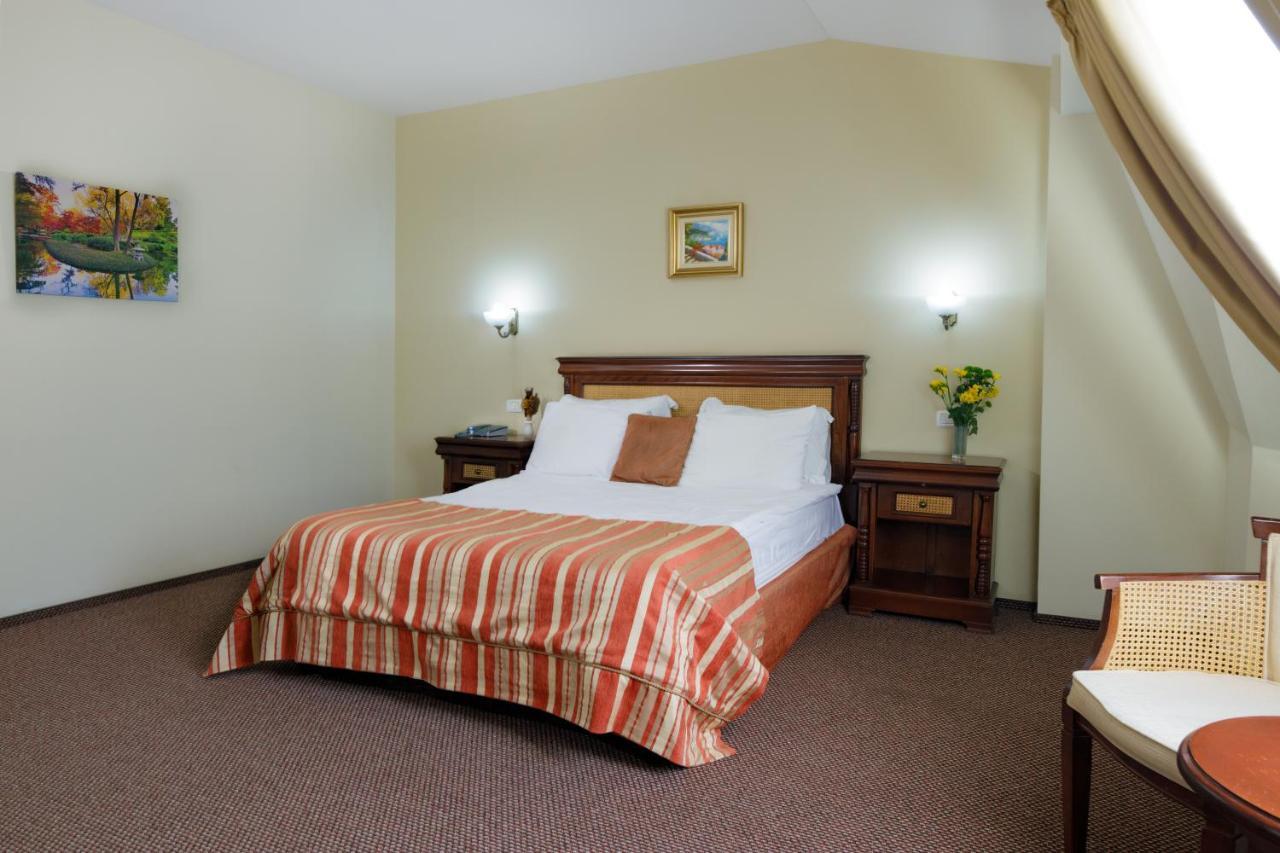 Hotel Atrium Ateneu Center 3*