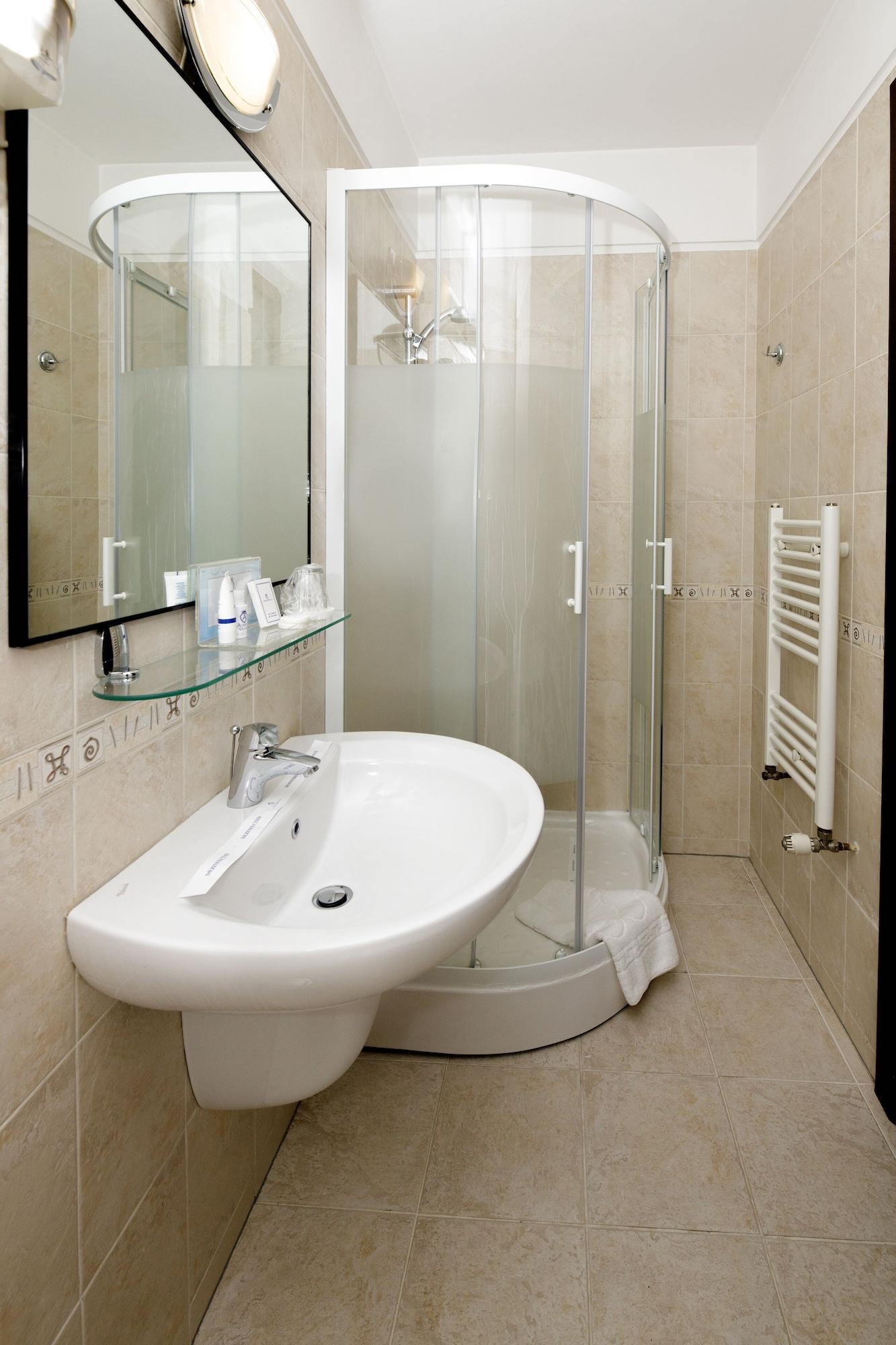 Hotel Atrium Ateneu Center 3*