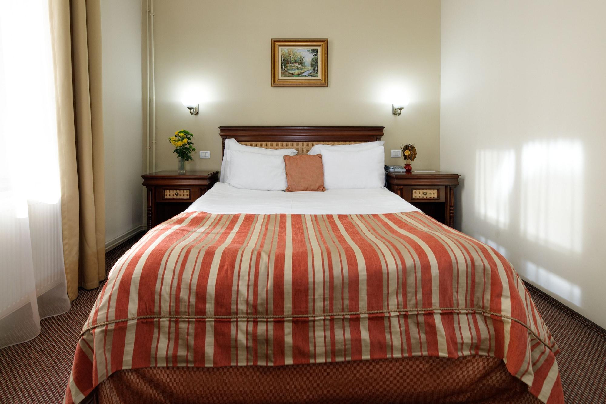 Hotel Atrium Ateneu Center 3*